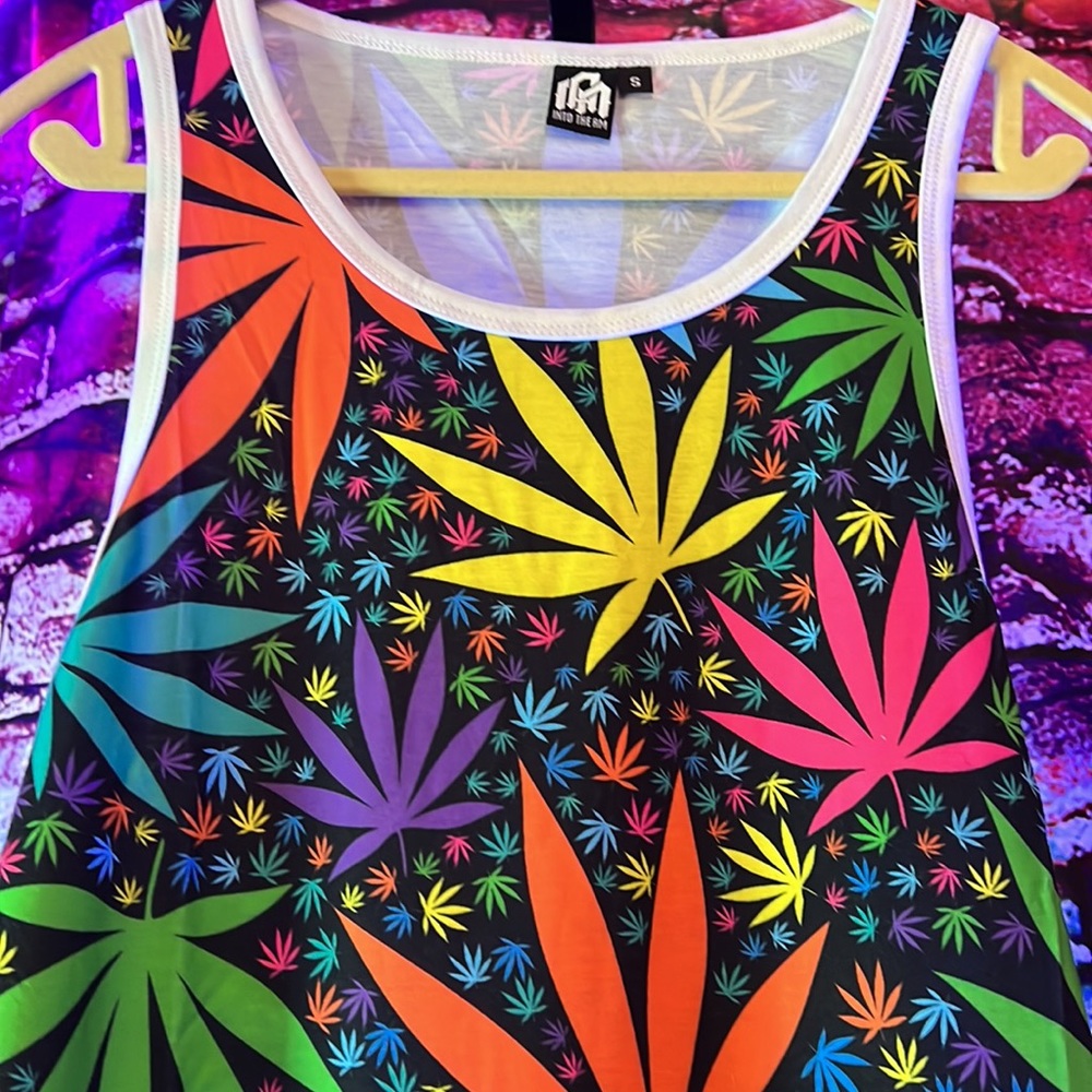 New Men’s Rave Tank - Picture 3 of 9